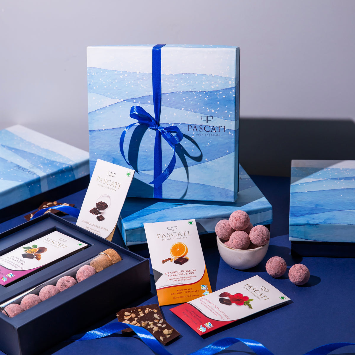 Pascati Petite gift hamper 185g — organic Fairtrade artisan chocolate gift box India Diwali