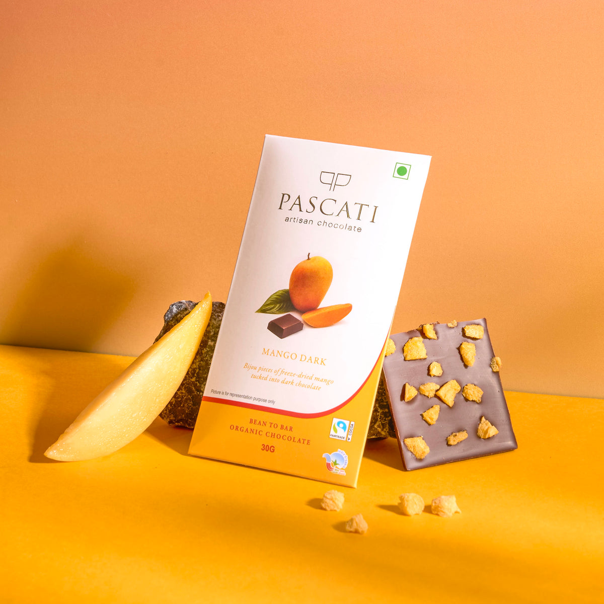 Pascati mango dark chocolate mini bar 30g — organic Fairtrade artisan India