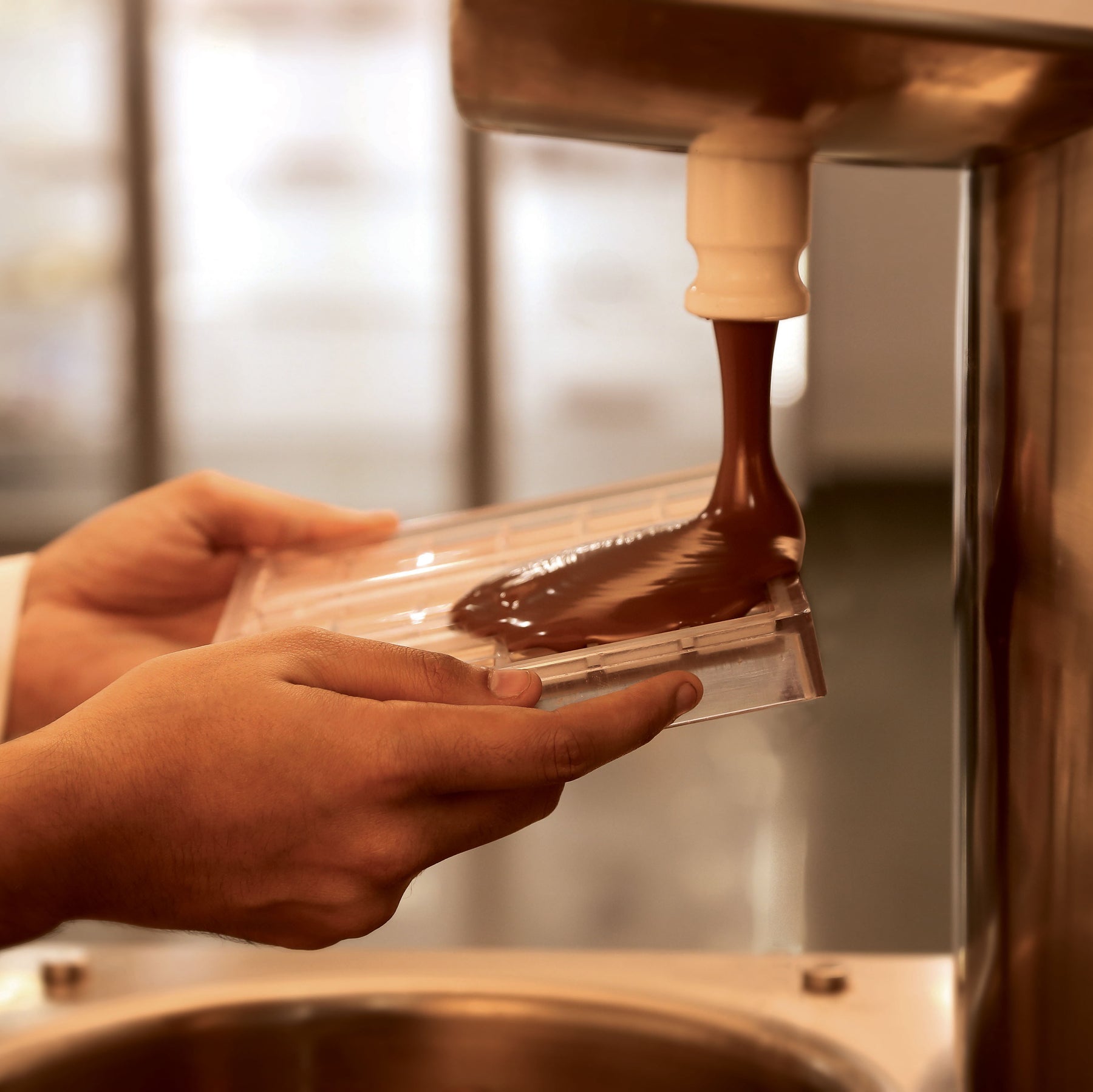 Pascati chocolate making workshop near Mumbai — hands-on bean-to-bar experience Palghar